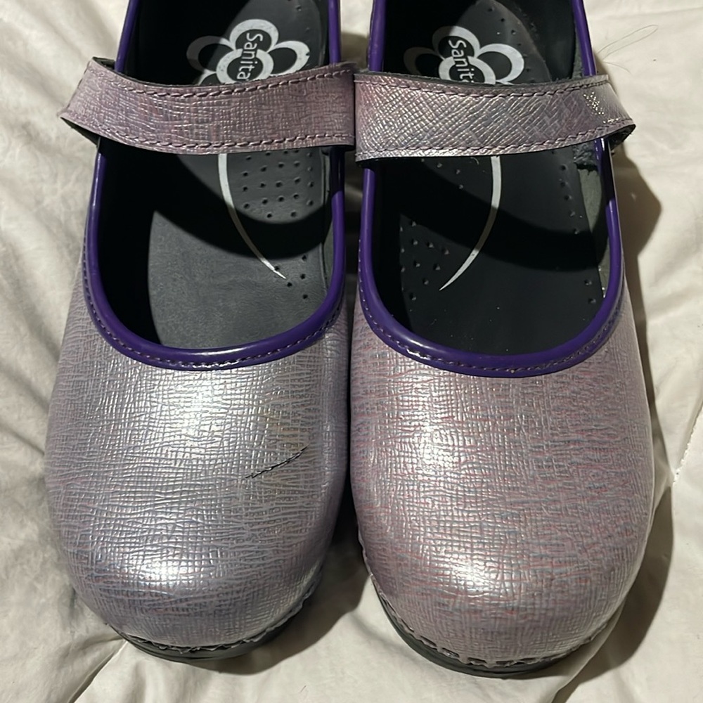I can’t delete store these are no longer available here